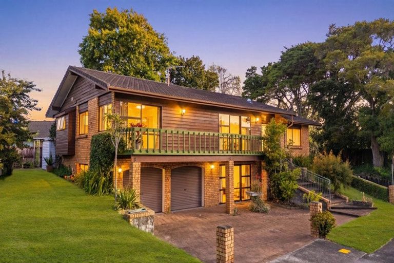 Photo of property in 90 Motatau Road, Papatoetoe, Auckland, 2025