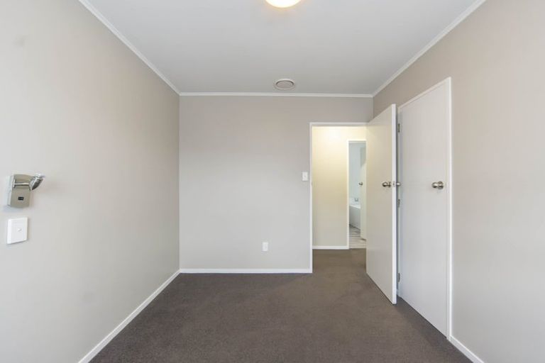 Photo of property in 81 Oakfield Crescent, Pukete, Hamilton, 3200