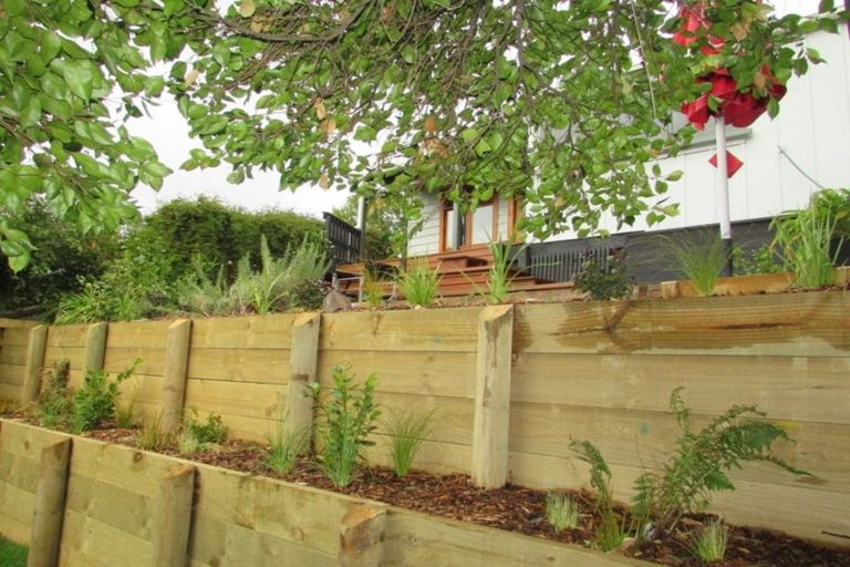 Photo of property in 24 Ticehurst Road, Lyttelton, 8082