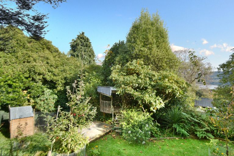 Photo of property in 12 Gorman Street, Macandrew Bay, Dunedin, 9014