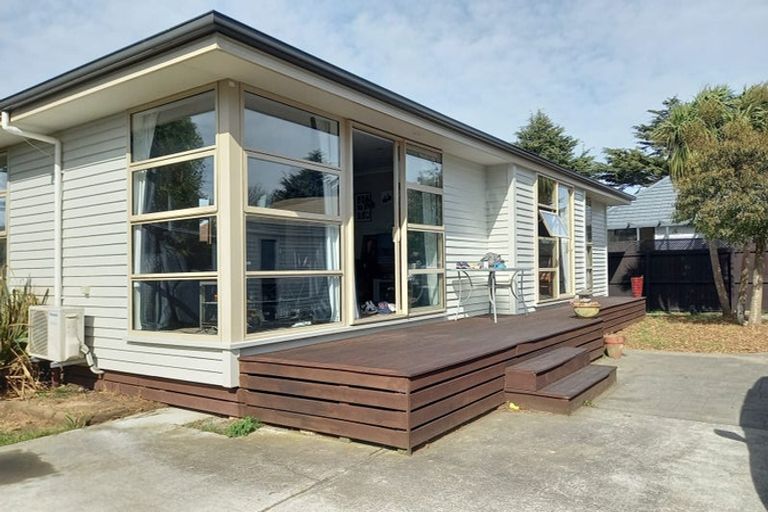 Photo of property in 10a Gregory Avenue, Islington, Christchurch, 8042