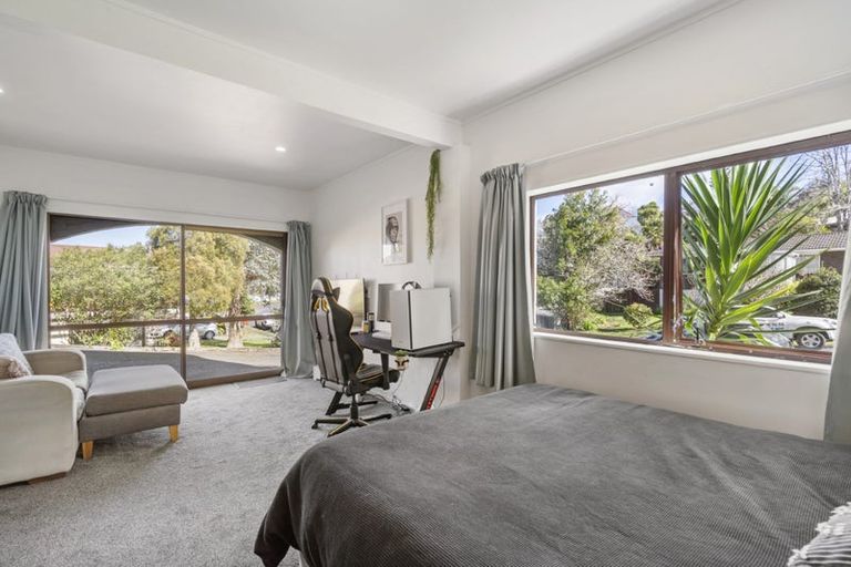 Photo of property in 1/7 Newstead Avenue, Browns Bay, Auckland, 0632