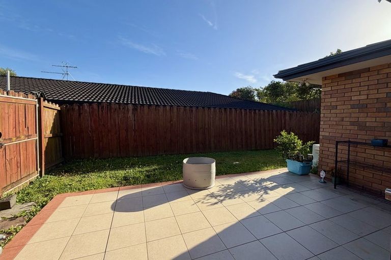 Photo of property in 30 Nuneaton Drive, Flat Bush, Auckland, 2019