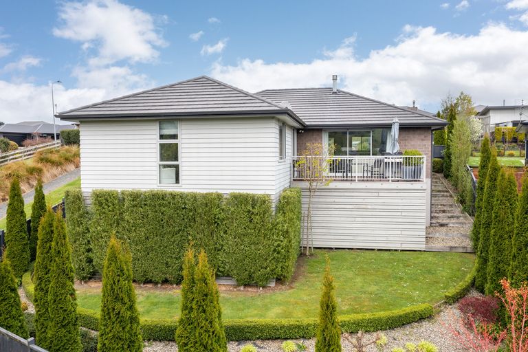 Photo of property in 23 Grandvista Drive, Green Island, Dunedin, 9018