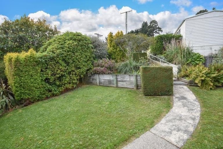 Photo of property in 99 Hocken Street, Kenmure, Dunedin, 9011