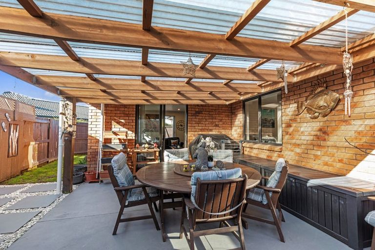 Photo of property in 100 Twin Oak Avenue, Papamoa Beach, Papamoa, 3118