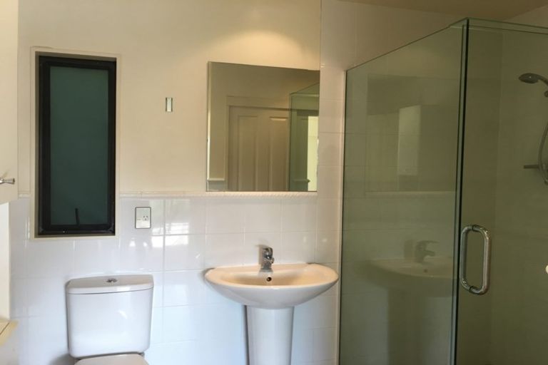 Photo of property in 13/7 The Avenue, Albany, Auckland, 0632