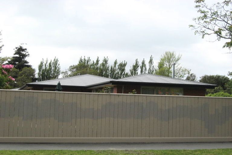 Photo of property in 18 Wayside Avenue, Burnside, Christchurch, 8053