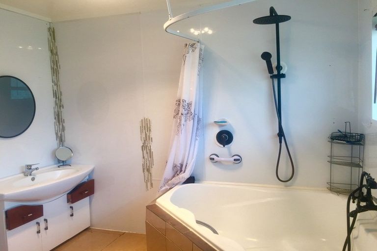 Photo of property in 36b Devon Street, Glenholme, Rotorua, 3010