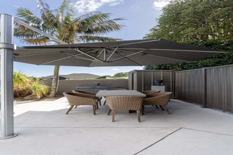 Photo of property in 306 Omokoroa Road, Omokoroa, 3114