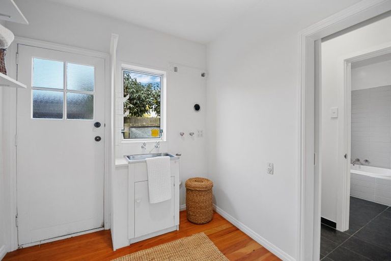 Photo of property in 2/198 Clyde Road, Burnside, Christchurch, 8053