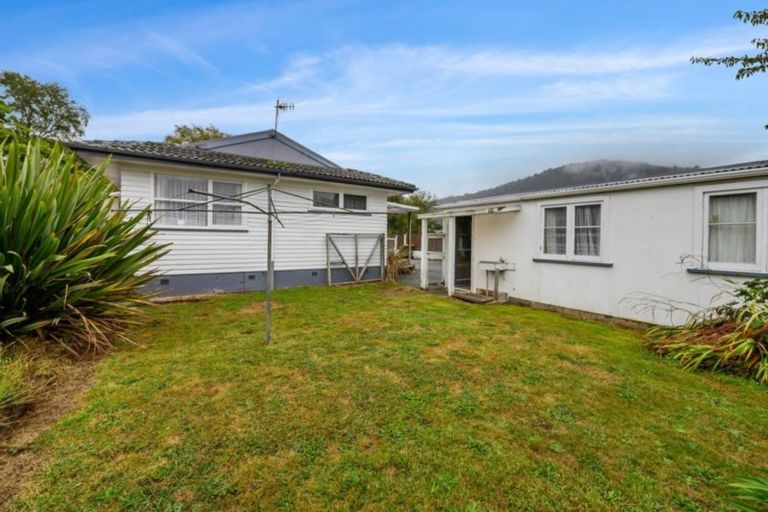 Photo of property in 3 Beryl Place, Pukehangi, Rotorua, 3015