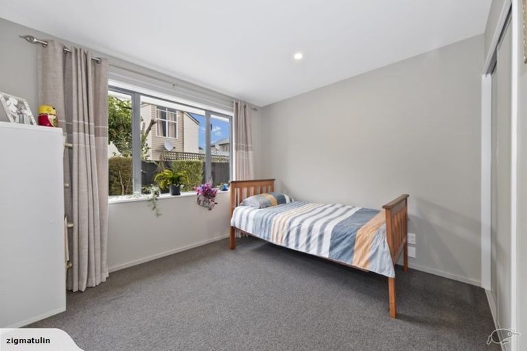 Photo of property in 2/121 Waltham Road, Sydenham, Christchurch, 8023