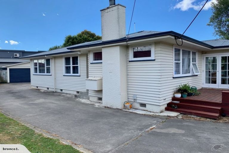Photo of property in 20 Fergusson Street, Solway, Masterton, 5810