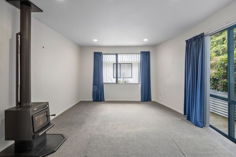 Photo of property in 3 Heather Place, Picton, 7220