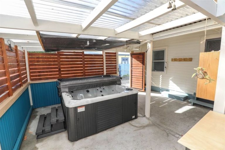 Photo of property in 115 Hakanoa Street, Huntly, 3700