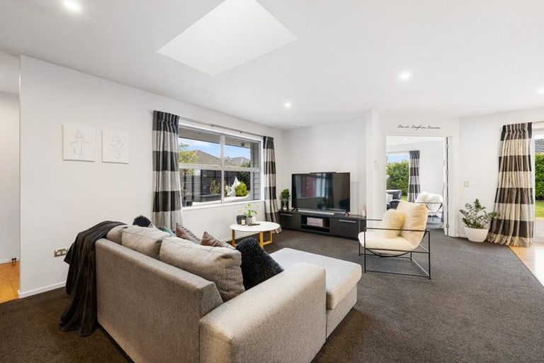 Photo of property in 14 Wallace Street, Bryndwr, Christchurch, 8053