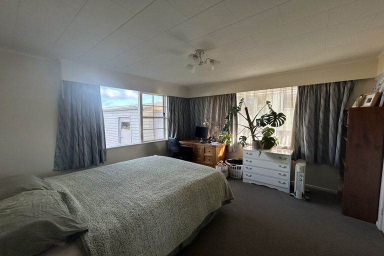 Photo of property in 1 Dallas Court, Miramar, Wellington, 6022