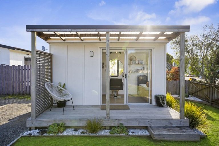 Photo of property in 111 Wattle Place, Whangamata, 3620