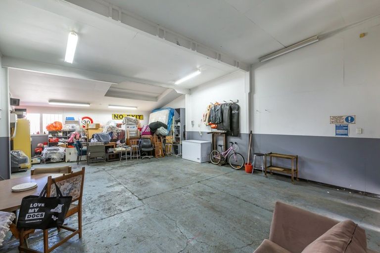 Photo of property in 71a Maces Road, Bromley, Christchurch, 8062