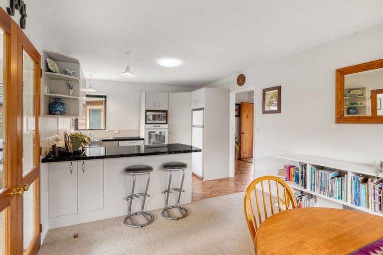 Photo of property in 2/47 Laing Crescent, Heathcote Valley, Christchurch, 8022