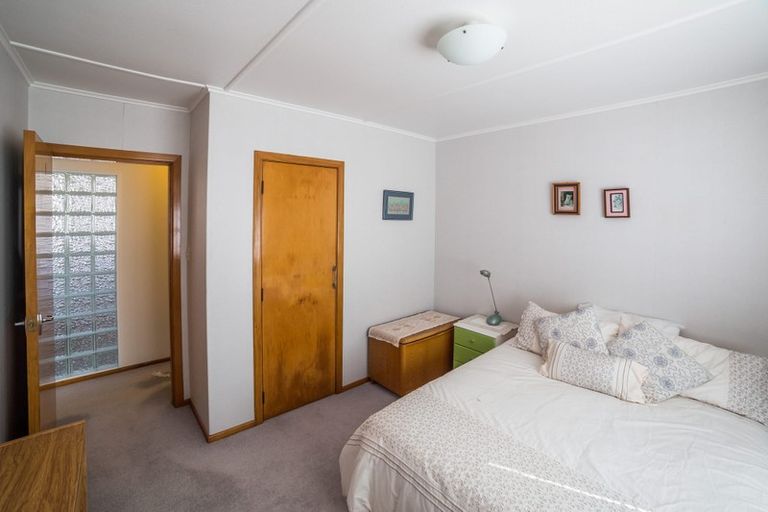 Photo of property in 36 Witham Street, Island Bay, Wellington, 6023