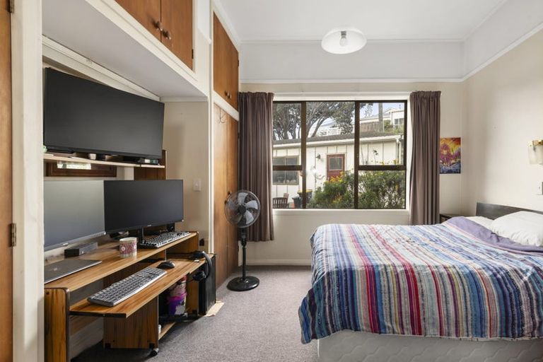 Photo of property in 192 Melbourne Road, Island Bay, Wellington, 6023