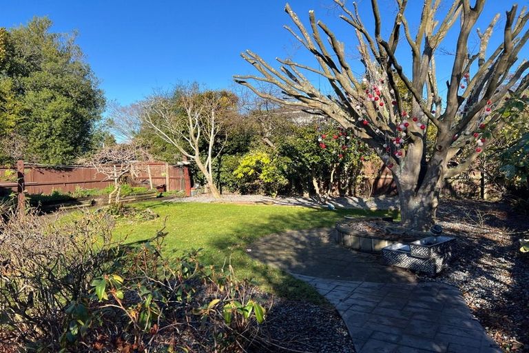 Photo of property in 53 Westburn Terrace, Burnside, Christchurch, 8041