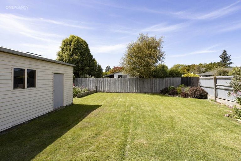 Photo of property in 8 Lindon Street, Rangiora, 7400