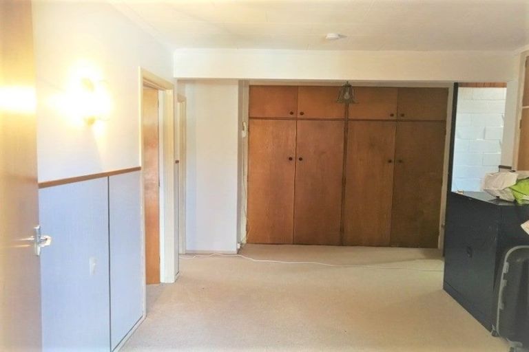 Photo of property in 2/233 Birkdale Road, Birkdale, Auckland, 0626