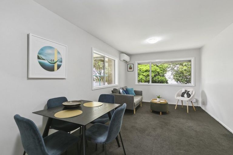 Photo of property in 3/21 Duchess Place, Maupuia, Wellington, 6022