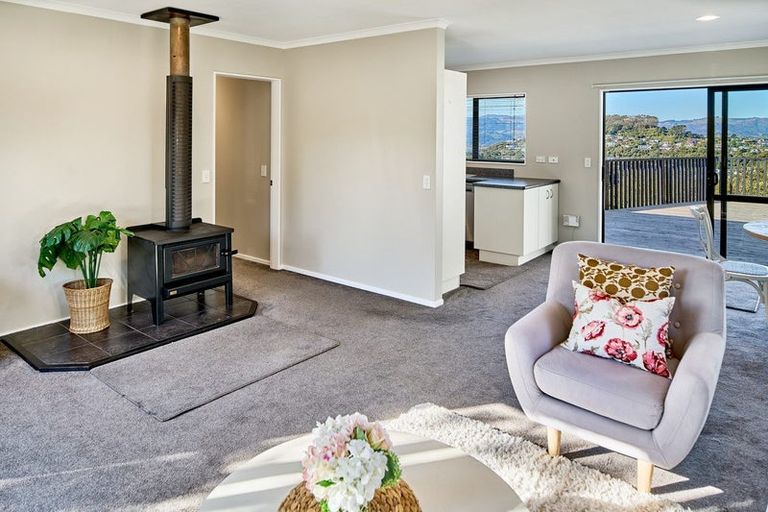 Photo of property in 3 Makora Grove, Paremata, Porirua, 5024