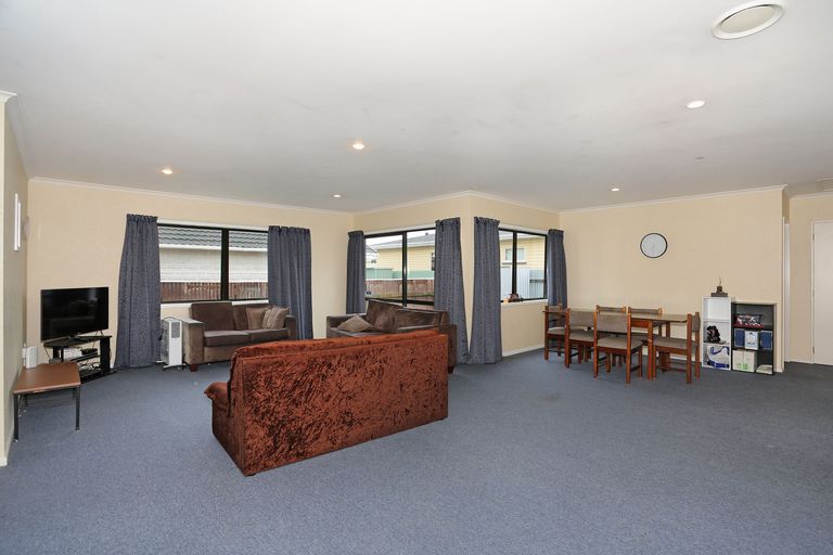 Photo of property in 19 Moore Street, West End, Palmerston North, 4412