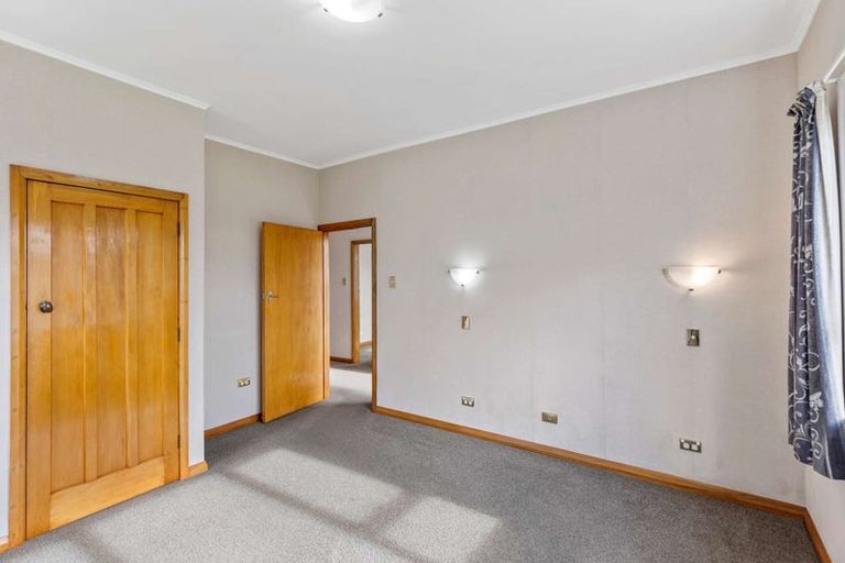 Photo of property in 23 Savage Crescent, West End, Palmerston North, 4412