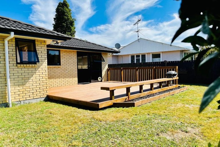 Photo of property in 32 Laurie Avenue, Papakura, 2110
