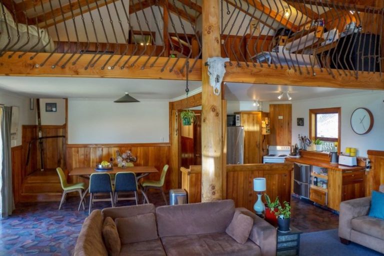 Photo of property in 42 Main Road, Luggate, Cromwell, 9383