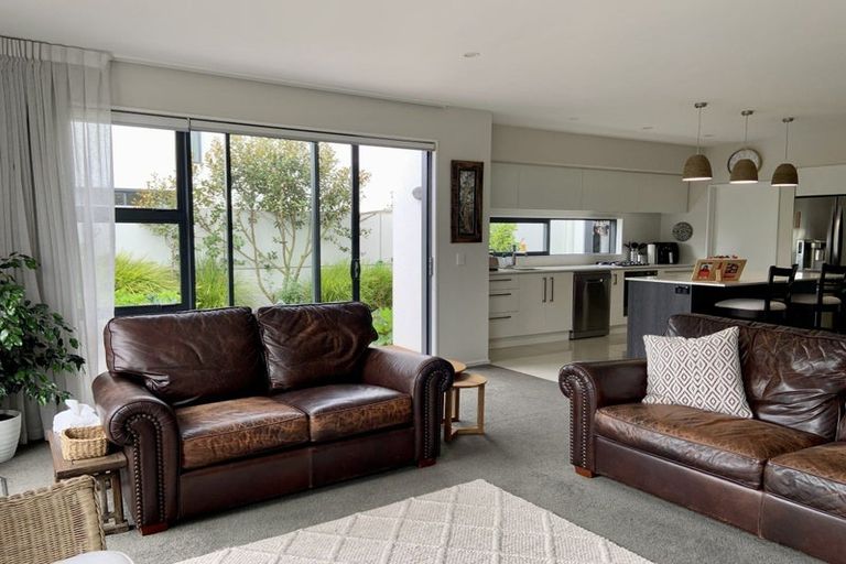 Photo of property in 100 Te Rito Street, Marshland, Christchurch, 8083