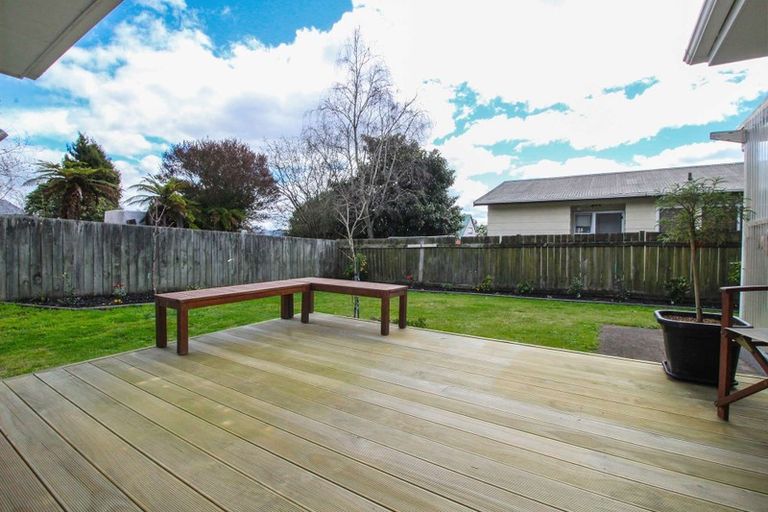 Photo of property in 15 Elmslie Place, Owhata, Rotorua, 3010