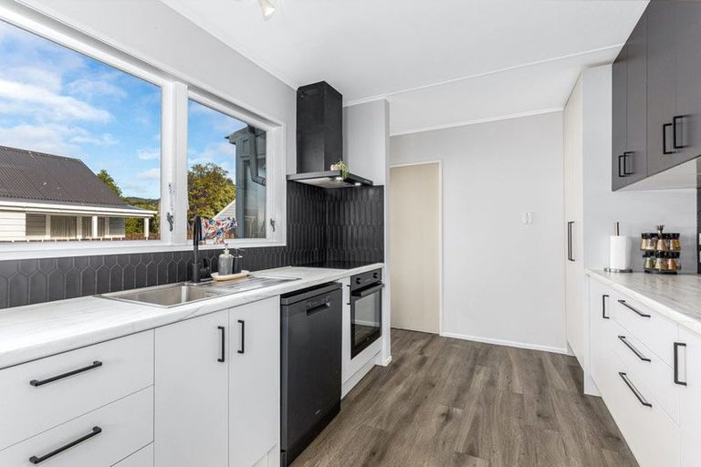 Photo of property in 43 Mohaka Street, Wainuiomata, Lower Hutt, 5014