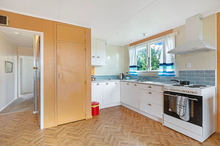 Photo of property in 35 London Street, Hampden, 9410