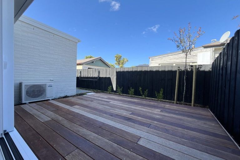 Photo of property in 6/9 Gresford Street, Edgeware, Christchurch, 8013