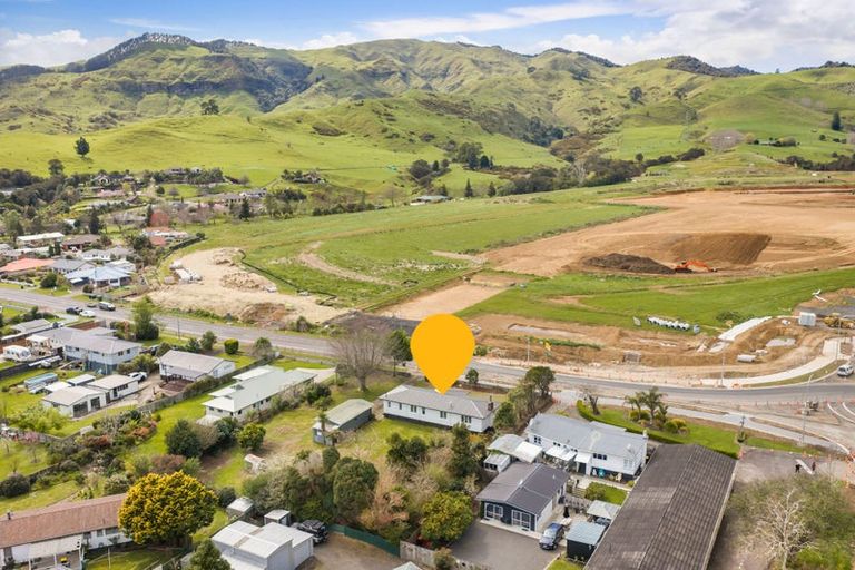 Photo of property in 70 Thames Road, Paeroa, 3600