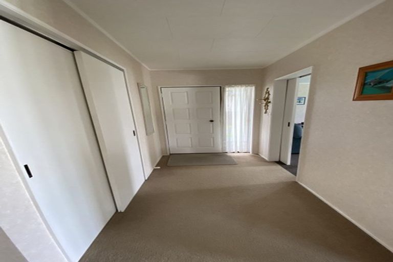 Photo of property in 24 Graham Street, Eltham, 4322