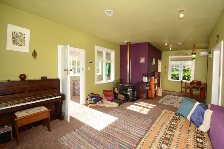 Photo of property in 12 Gorman Street, Macandrew Bay, Dunedin, 9014