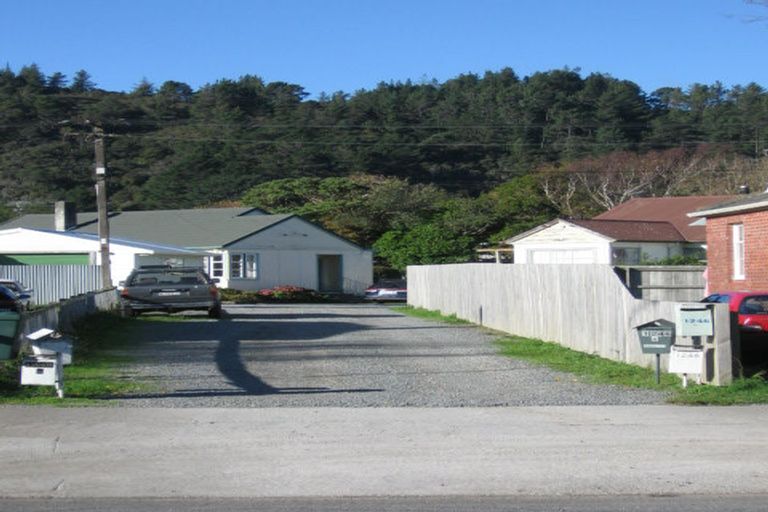 Photo of property in 2/1246 High Street, Taita, Lower Hutt, 5011