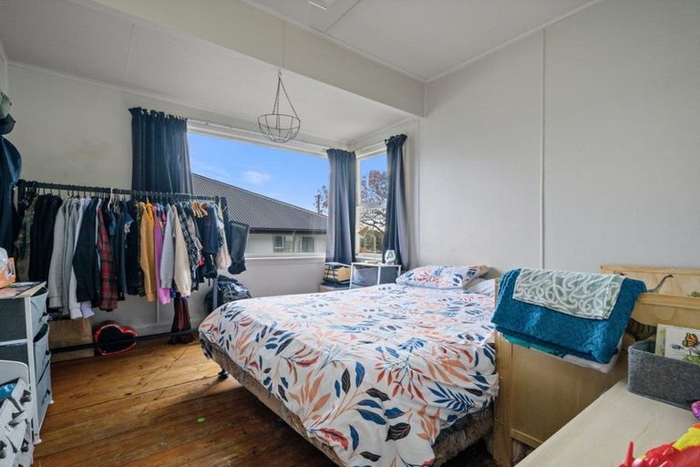 Photo of property in 181 Bowhill Road, New Brighton, Christchurch, 8083