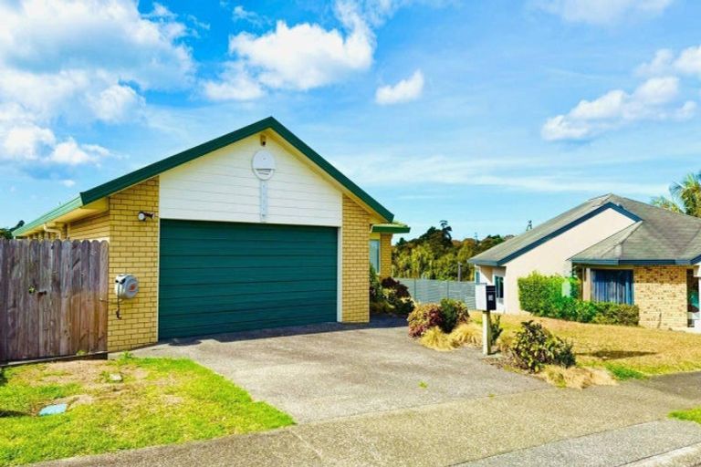 Photo of property in 33 Blue Heron Rise, Stanmore Bay, Whangaparaoa, 0932