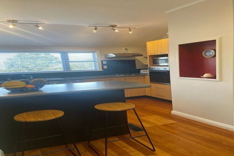 Photo of property in 69 Homebush Road, Khandallah, Wellington, 6035