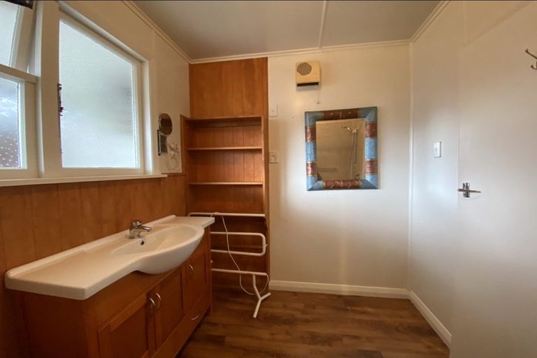 Photo of property in 89 Waikawa Road, Picton, 7220