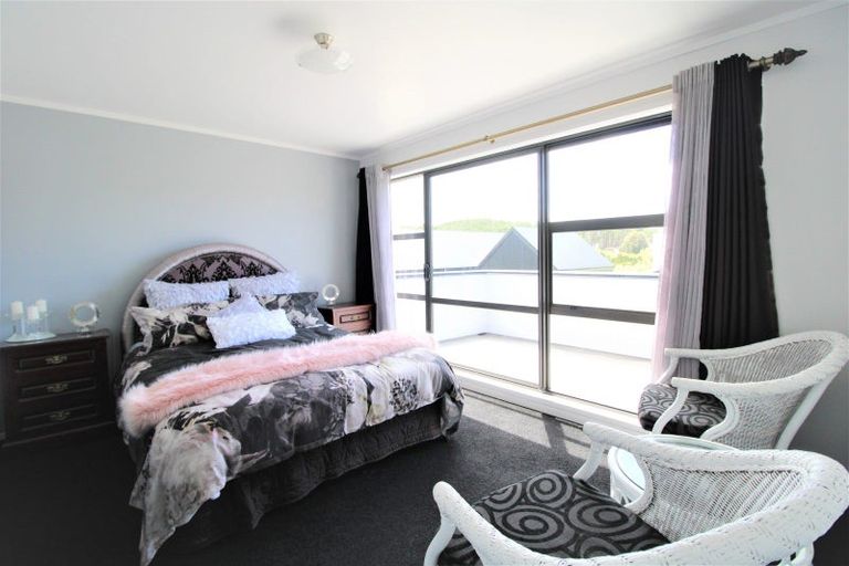 Photo of property in 137 The Fairway, Matarangi, Whitianga, 3592